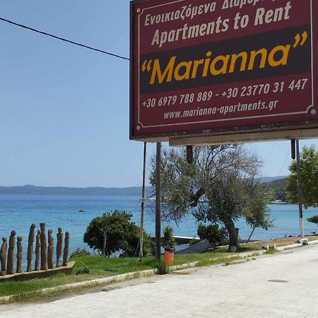 Marianna Apartments Nea Roda Extérieur photo